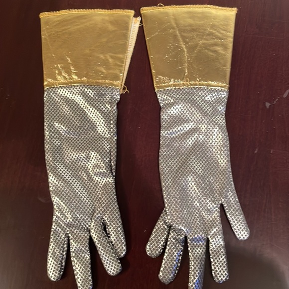 Boy’s knights/crusaders Halloween costume - Picture 8 of 10